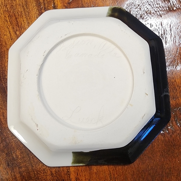 Octagonal Ceramic Plate with Red Hat Design - Picture 3 of 3